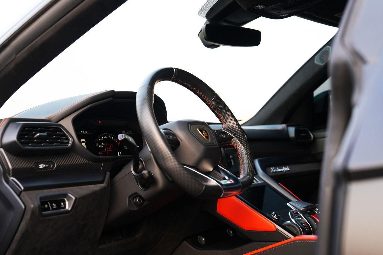 Lamborghini Urus S – The Ultimate Super SUV