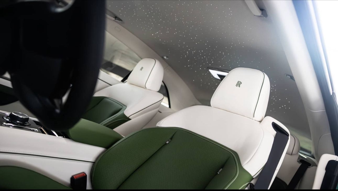 Rolls Royce Spectre 2024 – Ultra Luxury Electric