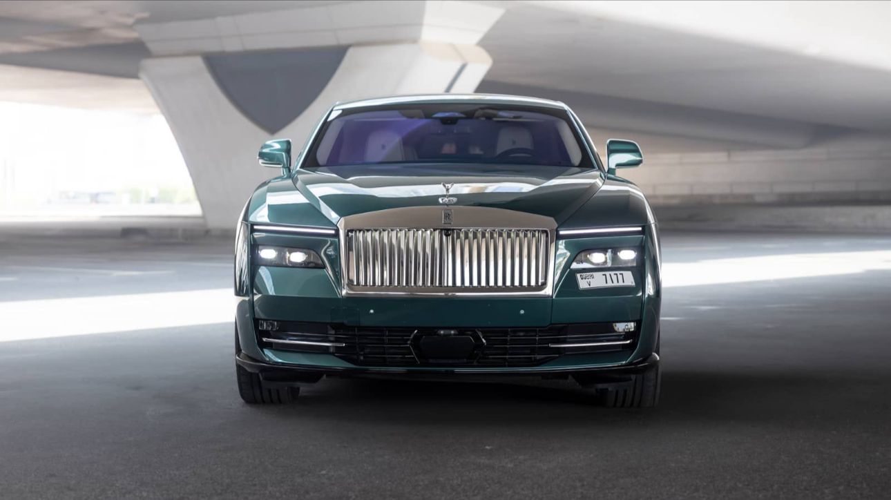 Rolls Royce Spectre 2024 – Ultra Luxury Electric