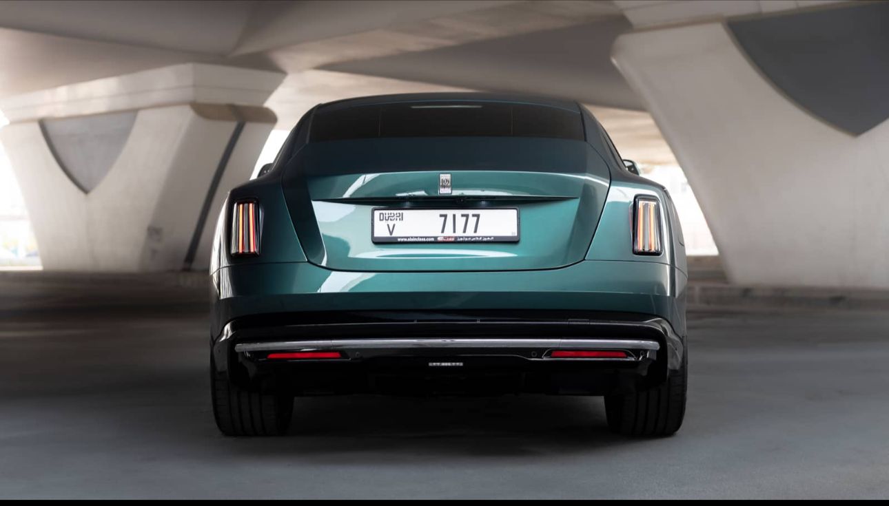 Rolls Royce Spectre 2024 – Ultra Luxury Electric