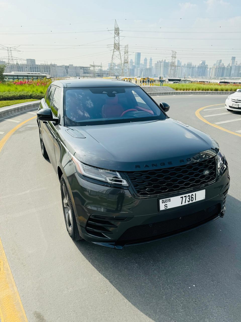 Range Rover Velar – Avant-Garde Luxury SUV