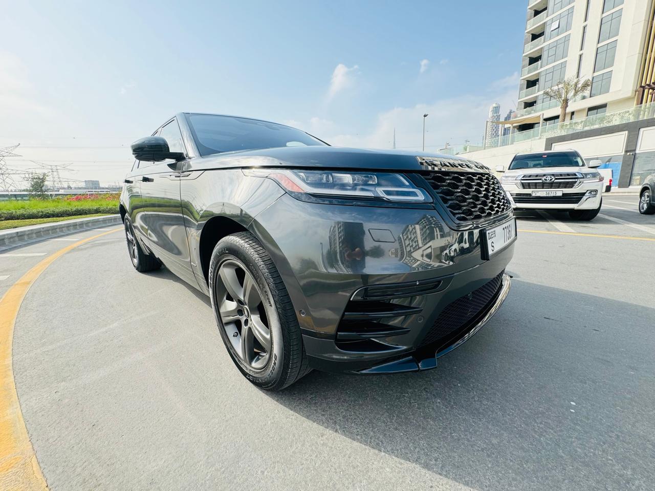 Range Rover Velar – Avant-Garde Luxury SUV