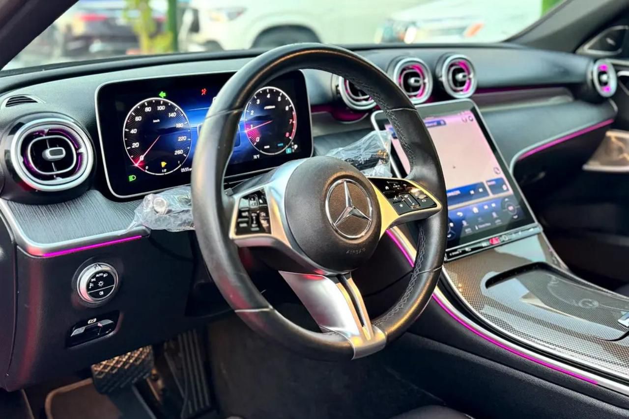 Mercedes-Benz C300 Coupe – Premium Elegance & Dynamic Drive