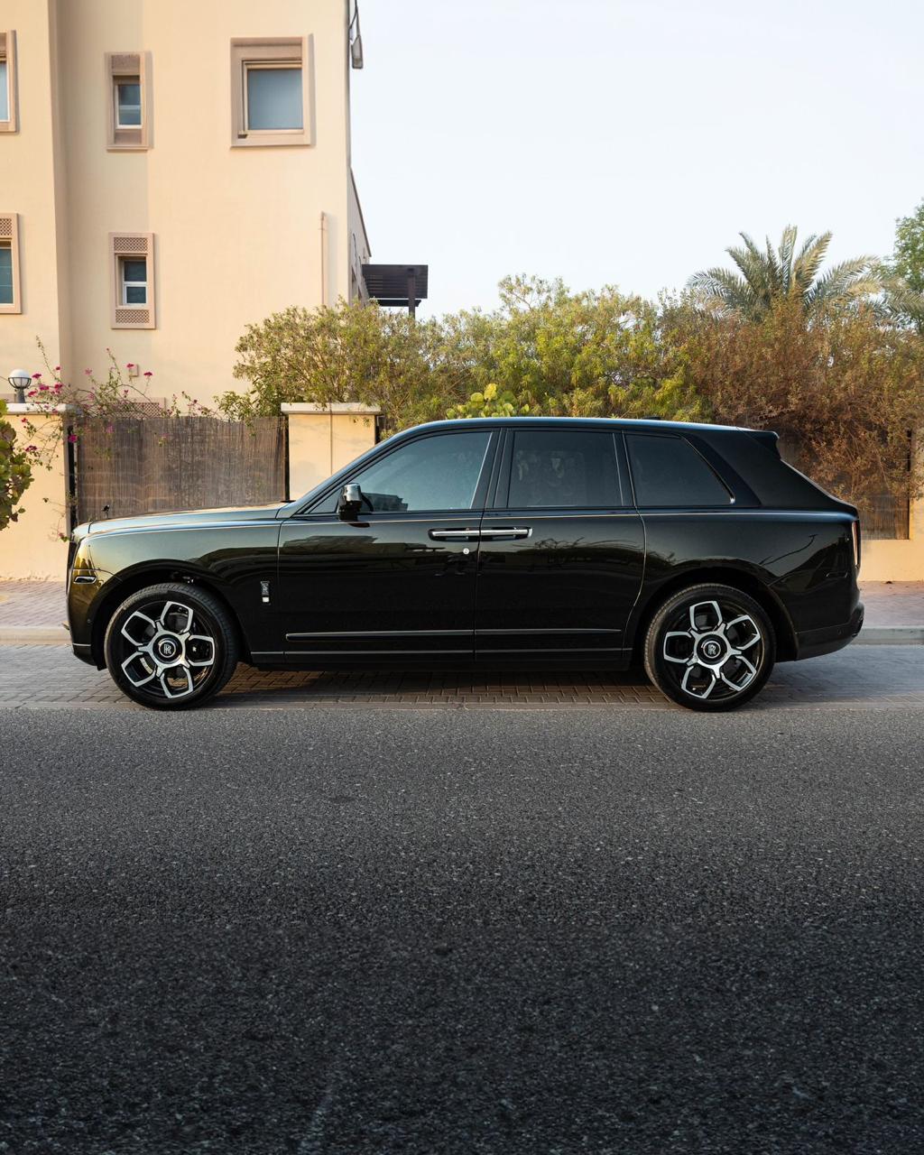 Rolls Royce Cullinan – Ultimate Luxury SUV